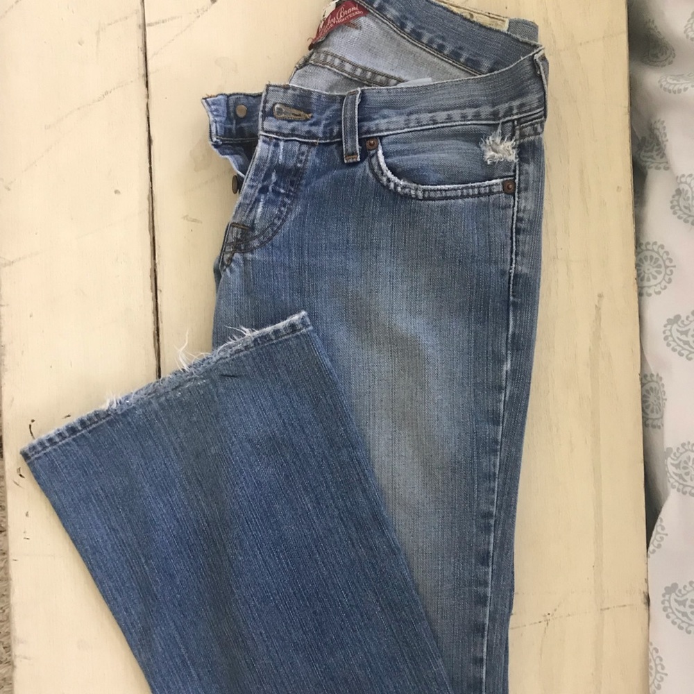 Lucky Jeans